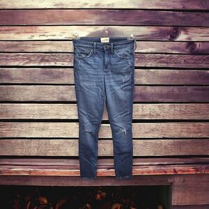 Universal Thread Skinny Jeans Womens Size 00‎ High-Rise Raw Hem Distressed